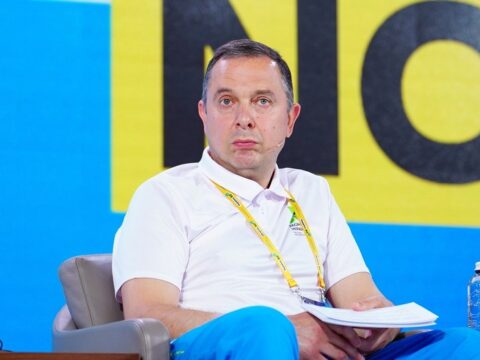 Ukraynanın idman naziri istefa verib