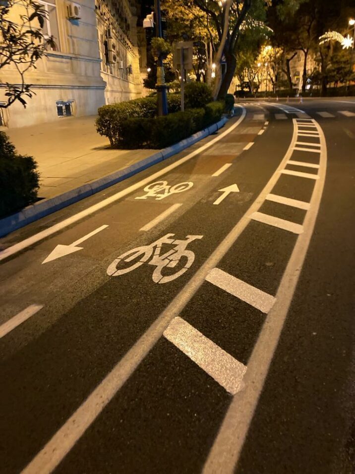 AYNA Bakıda velosiped yolunun salınmasına dair layihənin icrasına başlayıb