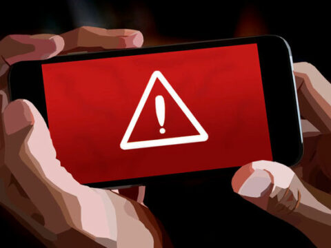 Smartfon istifadəçilərinə PIN kodları oğurlayan virusla bağlı XƏBƏRDARLIQ