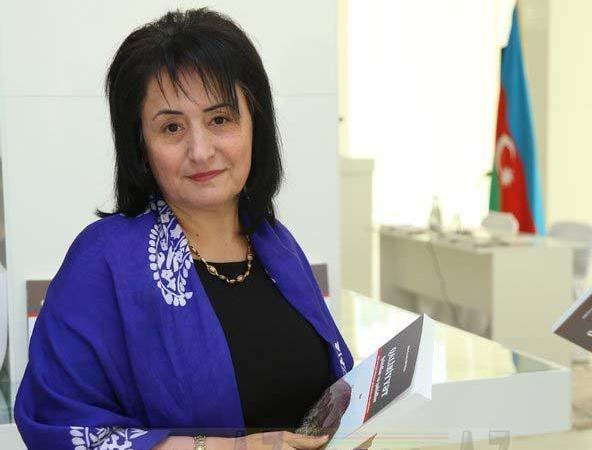 Nazarbayev azəırbaycanlı jurnalistə imzalı kitab göndərdi
