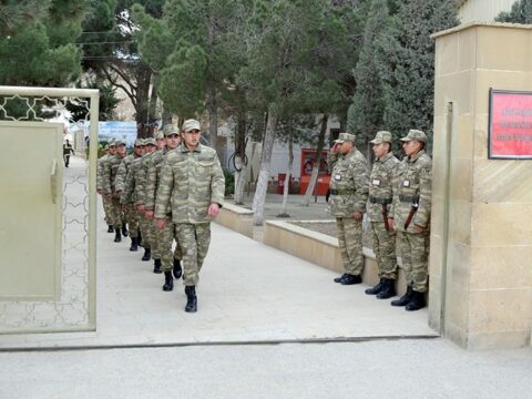 Azərbaycan Ordusunun bir qrup hərbçisi ehtiyata buraxılıb