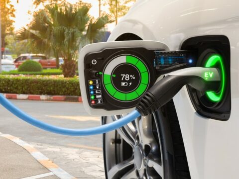 Elektrikli avtomobillərin satışı ötən il 31% artıb