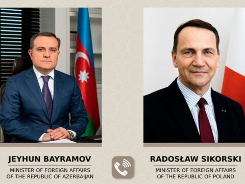 Ceyhun Bayramov polşalı həmkarını regional vəziyyət barədə məlumatlandırıb
