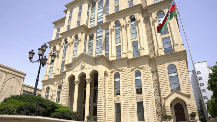 Dairə seçki komissiyalarının informasiya texnologiyaları üzrə mütəxəssisləri üçün seminarlara başlanılıb