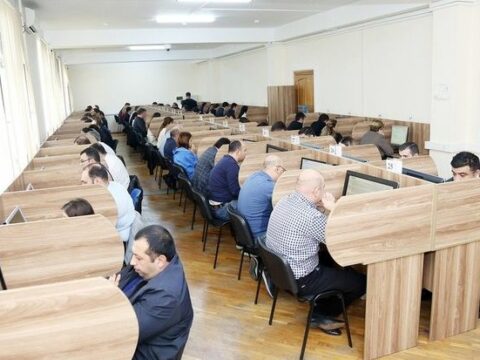 Hakimliyə namizədlərlə növbəti test imtahanı keçiriləcək