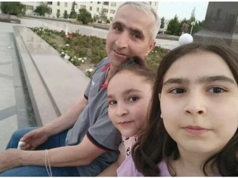 Novosibirskdə 14 nəfəri xilas edən azərbaycanlı onun üçün yığılan pulu internat məktəbinə bağışlayıb