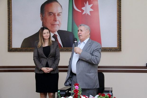 Mərhum deputatın əmisi: “Qənirə xanım üç tədbirdən sonra Masazırdakı evində huşunu itirmişdi”