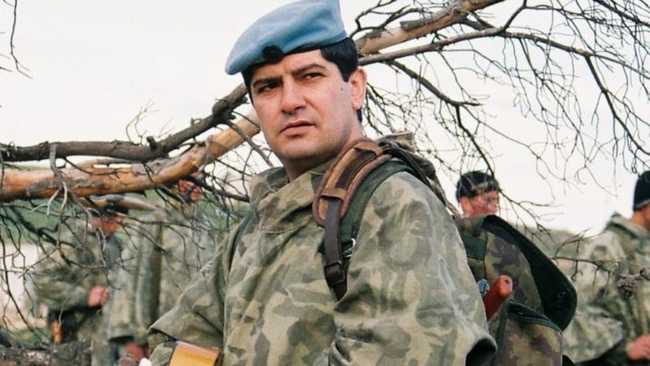Necə deyərlər, yaxşı qalıb, hələ də gənc görünür…