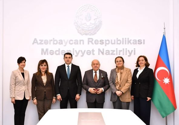 Elbay Qasımzadəyə 2-ci dərəcəli “Əmək” ordeni təqdim olundu