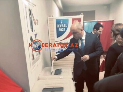 Elm və Təhsil Naziri Emin Əmrullayev səs verdi