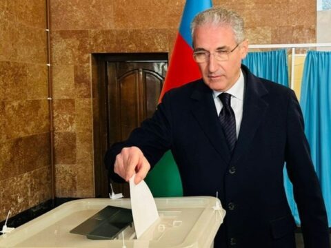 Muxtar Babayev səs verdi
