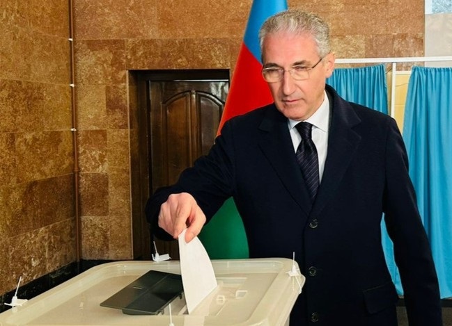 Muxtar Babayev səs verdi