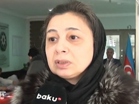 Kürdəmirdə səsvermə prosesi: Şəhid anasının çıxışı duyğulandırdı