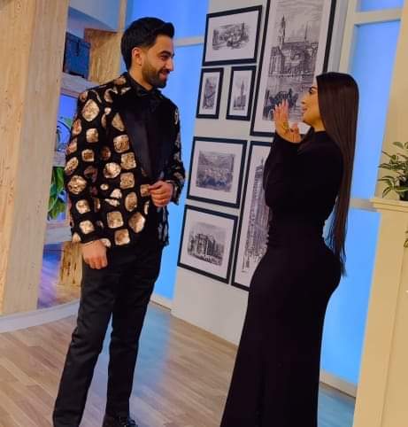 Sosioloq Şəbnəm Tovuzlunu TƏNQİD ETDİ: “Anormal göründüyünü bilmir?”