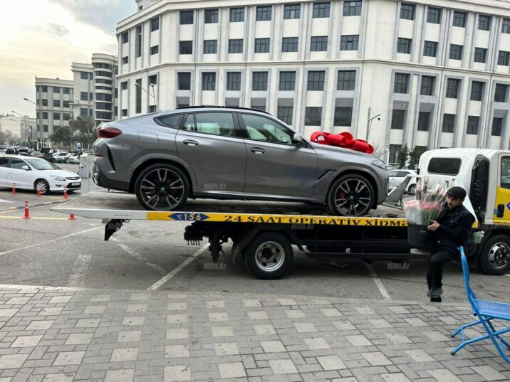 Bakıda sevgililər günündə “BMW x6” hədiyyə etdilər – Yollar sənindir, Rübabə