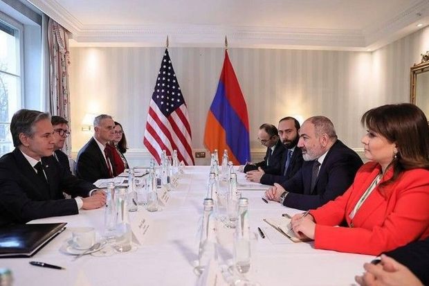 Münhendə ABŞ dövlət katibi ilə Ermənistanın baş naziri arasında görüş keçirilir