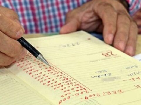 Mağazadan nisyə dəftərlərini OĞURLADI, Bakıda oteldə qızlarla ƏYLƏNDİ