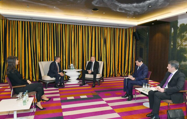 Prezident İlham Əliyev Bundestaqın üzvü Armin Laşetlə görüşüb