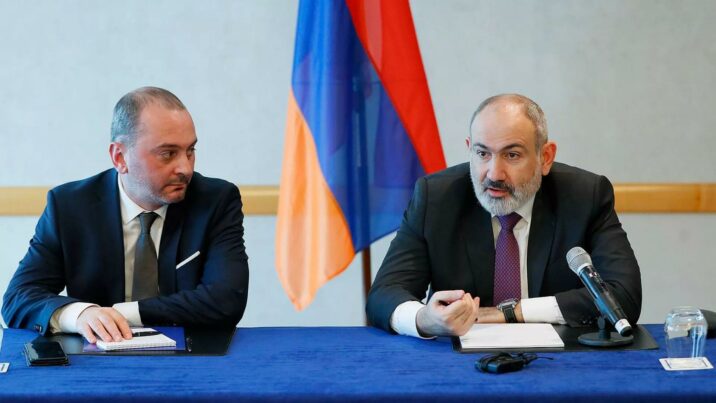 Ermənistan Qərblə Rusiya arasında qalıb: Çıxış yolu regional əməkdaşlıqdır