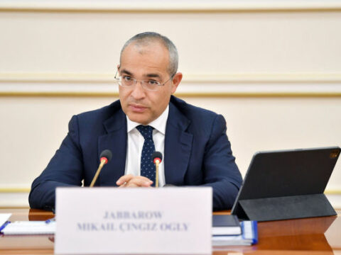 Mikayıl Cabbarov Maliyyə Monitorinqi Xidmətini 15 illiyi münasibətilə təbrik edib