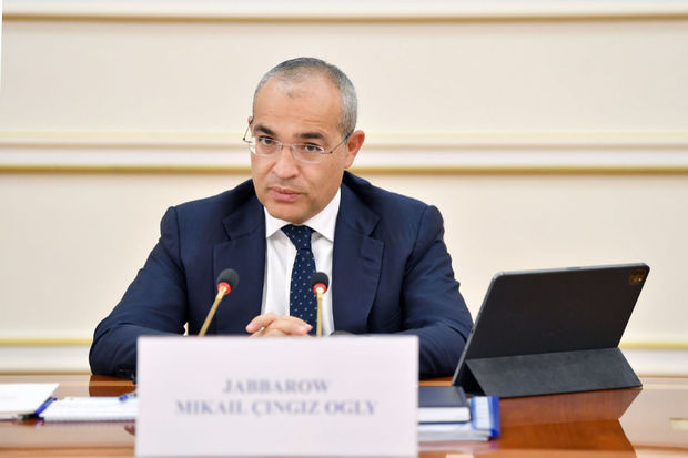 Mikayıl Cabbarov Maliyyə Monitorinqi Xidmətini 15 illiyi münasibətilə təbrik edib
