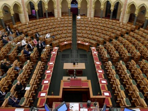 Macarıstan parlamenti ölkənin yeni prezidentini seçib