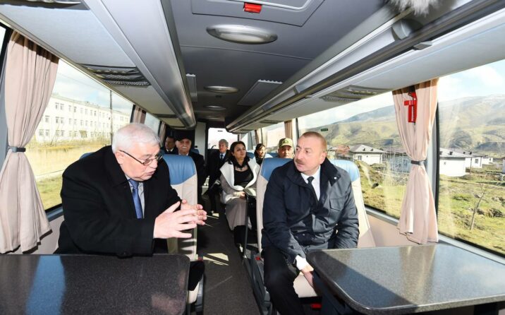“Prezidenti Xocalıda dağıdılan evimə apardım”