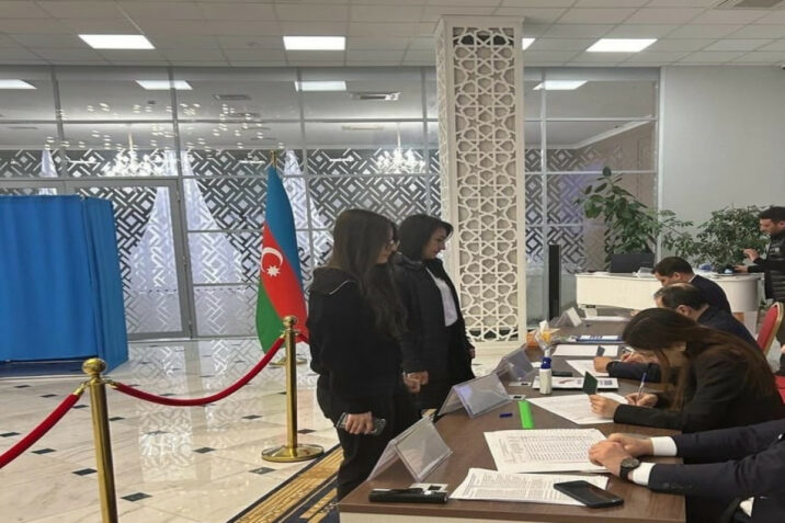 Azərbaycanın Qazaxıstakı səfirliyində növbədənkənar prezident seçkiləri ilə əlaqədar səsvermə keçirilir