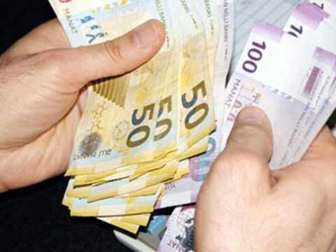 Nazirlik məlumat yaydı: Uşağa görə 355 manat…