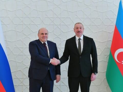 Rusiya baş nazirinin Bakı səfəri: Kremlin “Azərbaycan gündəliyi”