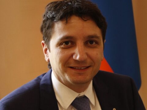 Erməni nazirdən etiraf: “Rusiyadan asılıyıq”
