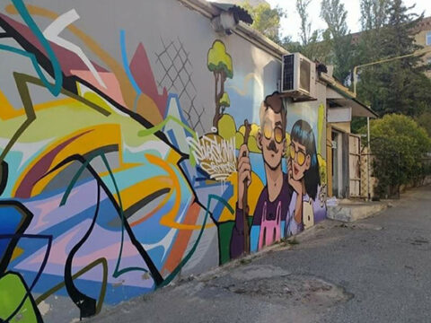 “Sovetski”dəki məşhur qraffiti bərpa olundu