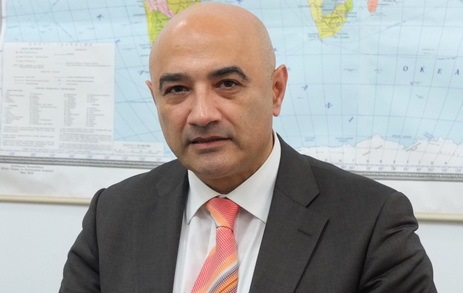 “Onlar Ermənistanın əzələlərini süni şəkilkdə şişirdirlər”