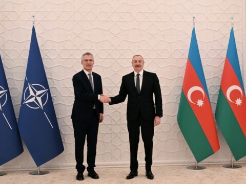 Azərbaycan Prezidenti və NATO-nun Baş katibi mətbuata bəyanatla çıxış edirlər