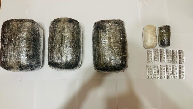 Şəkidən Bakıya külli miqdarda narkotik gətirmək istəyən kuryer ƏLƏ KEÇDİ