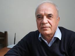 Əhməd Qəşəmoğlu çağırış etdi: “Rədd olun ekranlardan!”