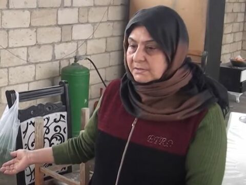 Sabirabadda evi yanan ailə kömək istəyir