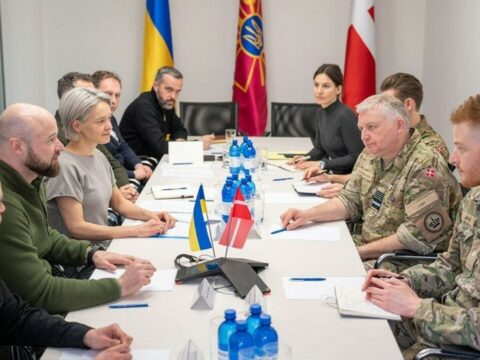 Ukrayna və Danimarka hərbi satınalmalar sahəsində əməkdaşlıq edəcək