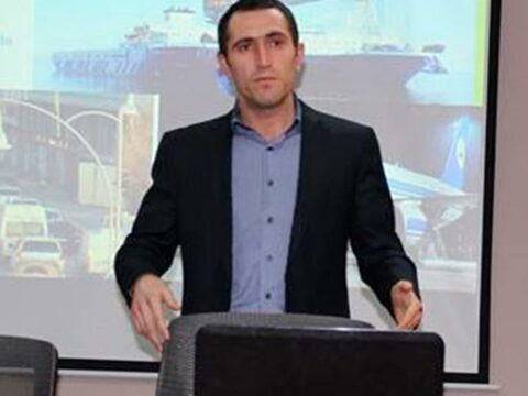 “Ödəniş kartla olacaq, yoxsa nağd?” -Taksi sürücülərinin ödəniş problemi