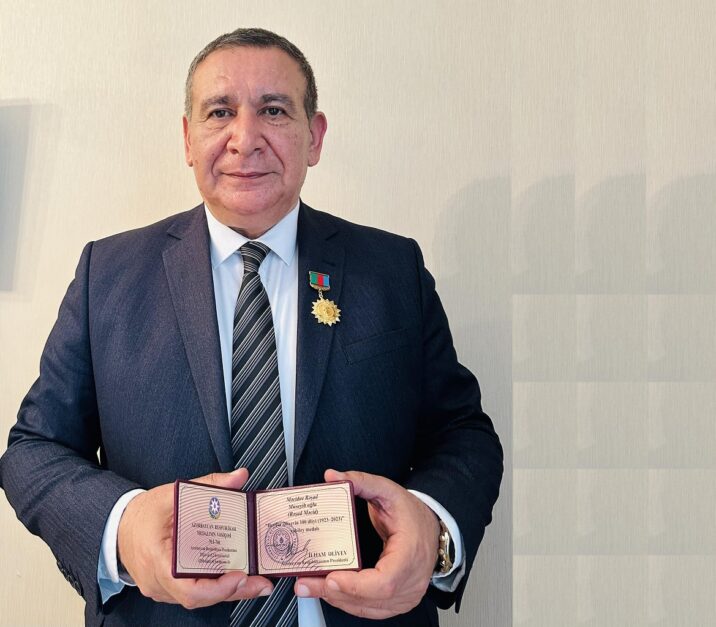 Rəşad Məcid təltif edildi