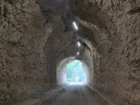 “Tunel qırğını”nın şahidi: “Gözümün önündə anamı, atamı qətlə yetirdilər”