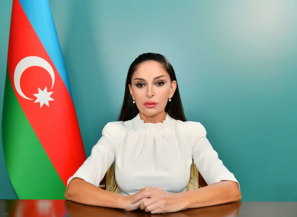 Dünyada ən yüksək vəzifədə olan qadınlar