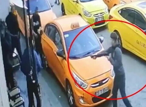 16 yaşlı yeniyetmə tüfəng və bıçaqla üç saatda səkkiz nəfəri yaraladı: Ankarada dəhşət