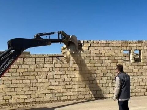 Abşeronda qanunsuz tikililər söküldü – FOTO/VİDEO