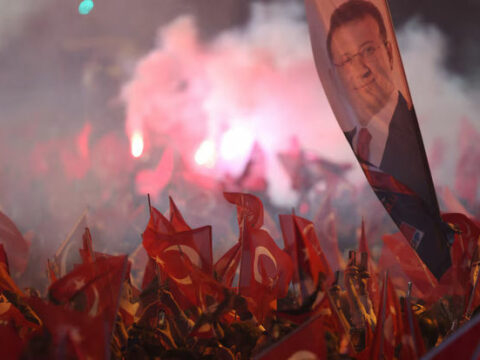 Demokratiya təntənəsi: CHP-nin qalibiyyəti, hakim partiyanın edə biləcəkləri, sürpriz üçüncü yer
