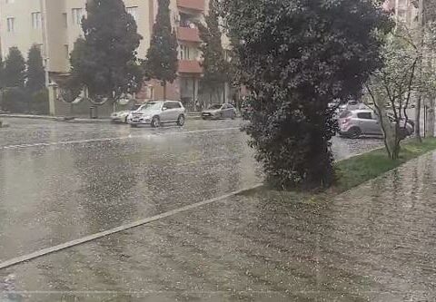 Bu rayonlara dolu düşdü – Faktiki hava
