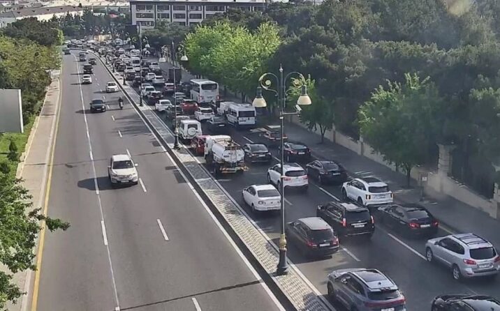 Bakının tıxac olan yolları açıqlanıb – SİYAHI Bakının tıxac olan yolları açıqlanıb – SİYAHI