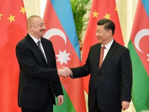 İlham Əliyev Szinpinlə görüşdü