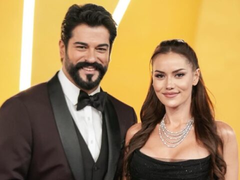 Burak Özçivit və Fahriyə Evcendən ayrılıq iddialarına cavab