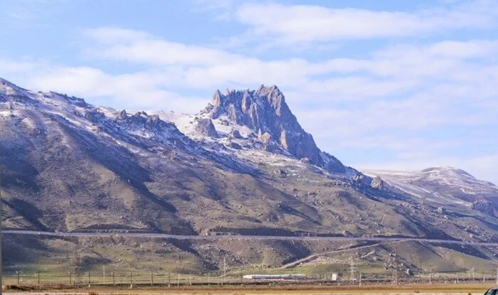 Beşbarmaqda qədim karvansaray aşkarlandı – Foto